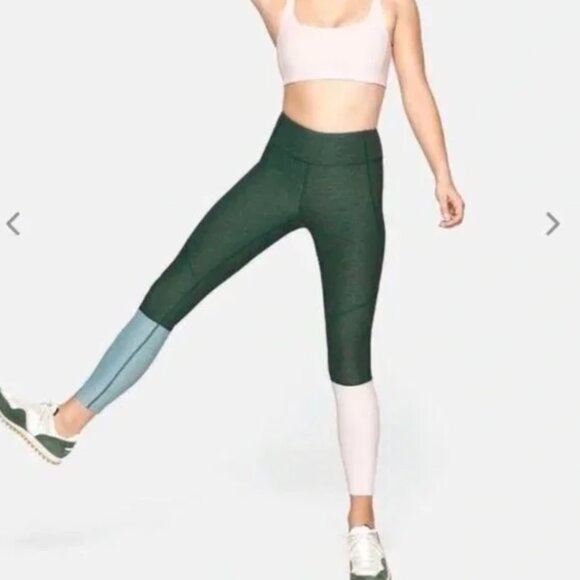 Outdoor voices spring 7/8 leggings green NWOT - Picture 3 of 4